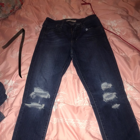 Levi’s - Picture 3 of 3